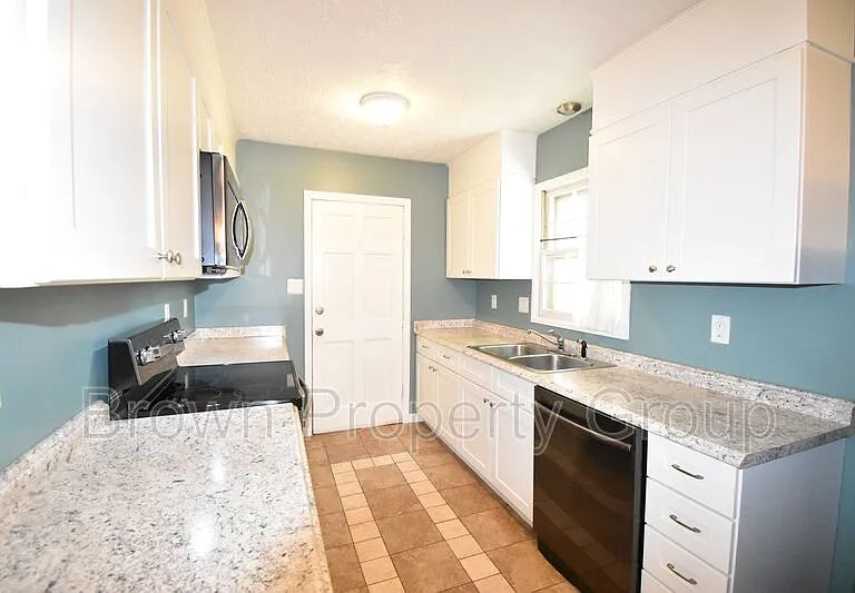 333 McFadyen Dr — Photo 7