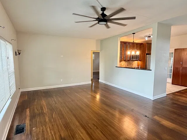 3 bed, 1514 sqft, $2,495 — Photo 3