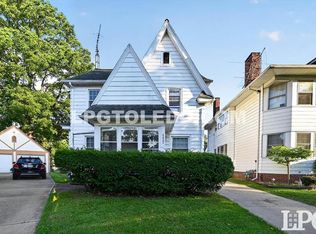 4452 Pennfield Rd, Toledo, OH 43612