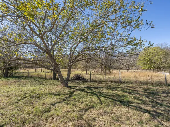 138 River Rd, Liberty Hill, TX 78642