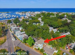 22 Siloam Ave, Oak Bluffs, MA 02557