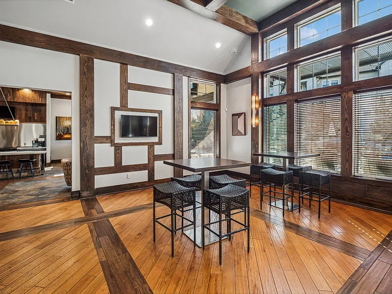 Berkshire Aspen Grove — Photo 16