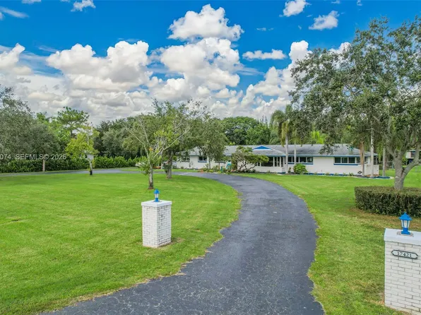 17421 SW 300th St, Homestead, FL 33030