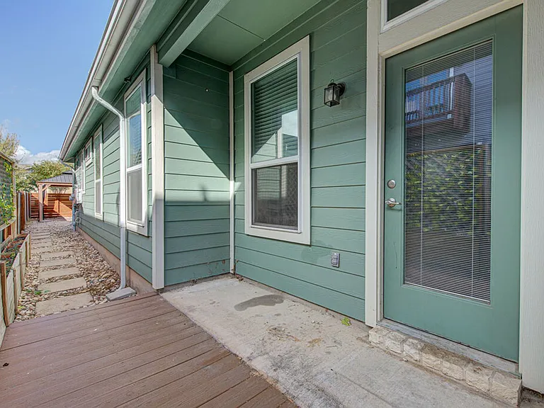 8816 Blaze Dr — Photo 23
