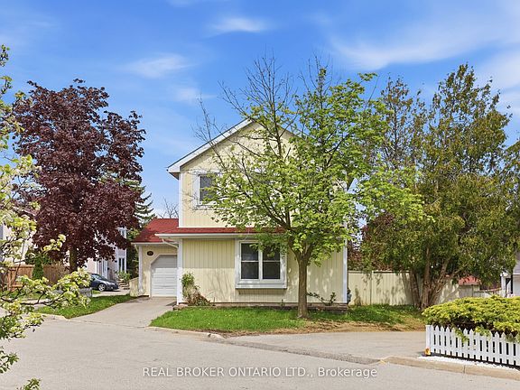 3rd image of 22 Bent Oak Cir