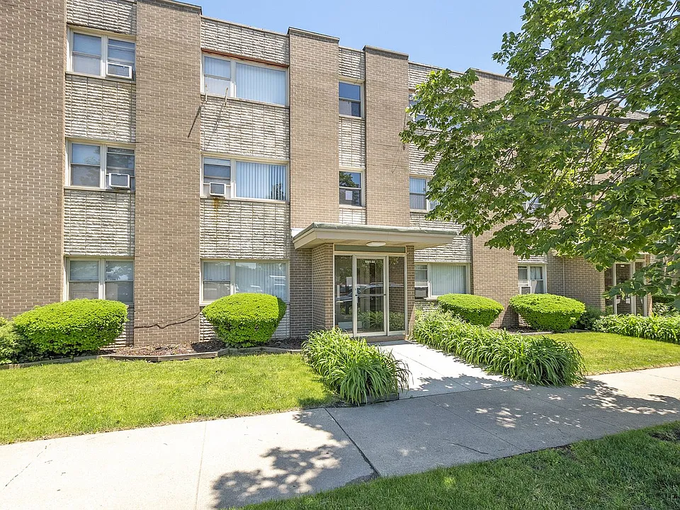 6301-6305 S Kilpatrick Ave