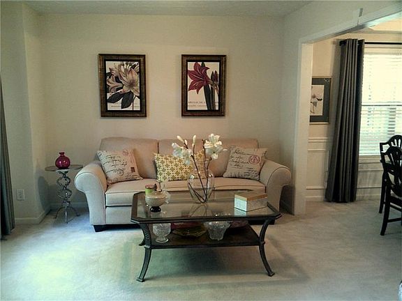 4th image of 4240 Hillsborough Dr