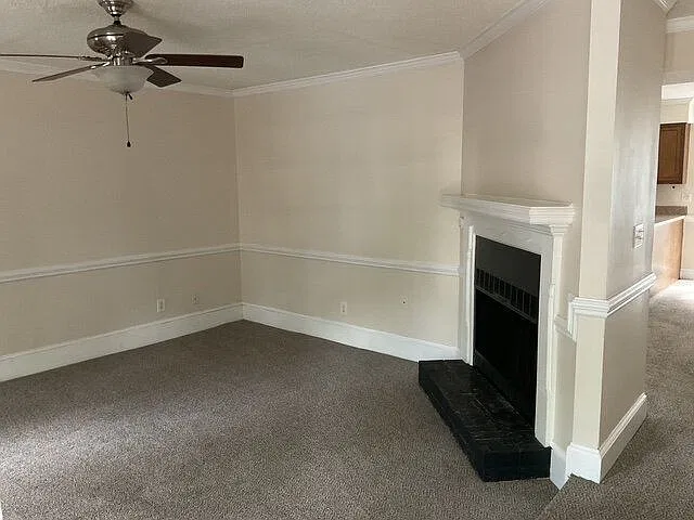 3 bed, 3.0 bath, 1850 sqft, $1,395 — Photo 2
