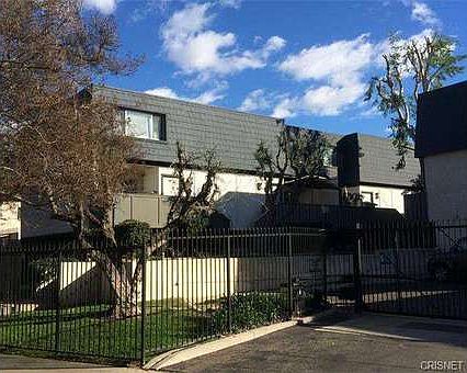 1st image of 18550 Hatteras St Unit 37
