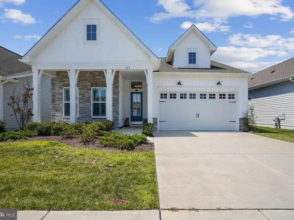 121 Merlin Dr, Chester, MD 21619
