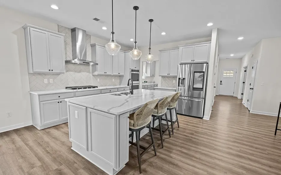4 bed, 3000 sqft, $4,300 — Photo 4