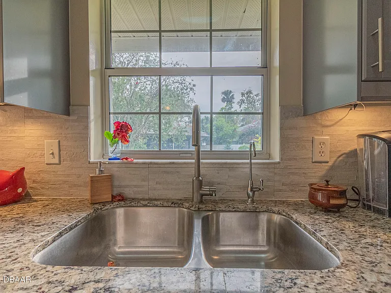 6236 Clover Bend Dr — Photo 19