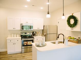 1850 Old Higbee Mill Rd #203, Lexington, KY 40514