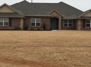 12616 SW 25th St, Yukon, OK 73099