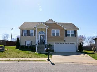 700 Fox Trail Ct, Clarksville, TN 37040