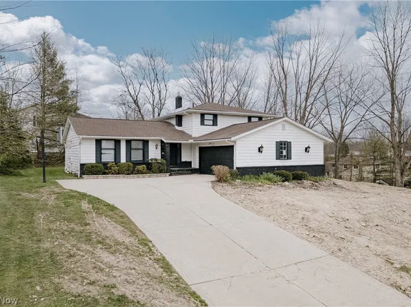 5880 Deepwood Trl, Solon, OH 44139