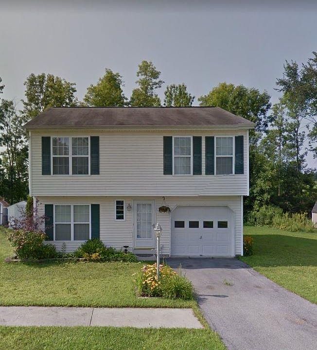 1st image of 31 Myers Ln