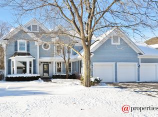 2114 Inverness Ln, Glenview, IL 60026