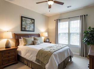 33 Augusta Ct, Hattiesburg, MS 39402