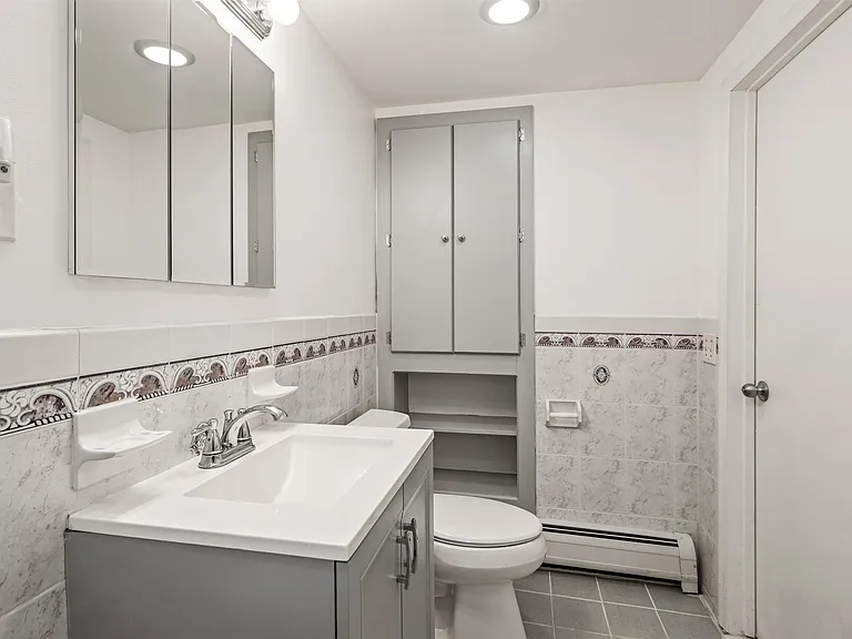 800 Ocean Ave #1 — Photo 20