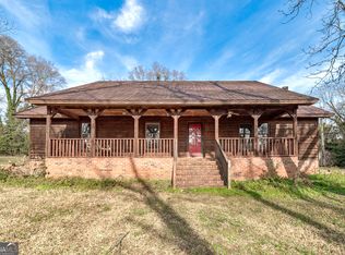 134 College St, Royston, GA 30662