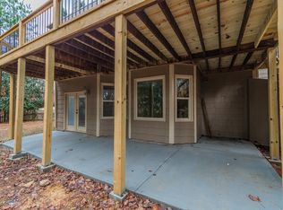 638 Owl Creek Dr, Powder Springs, GA 30127