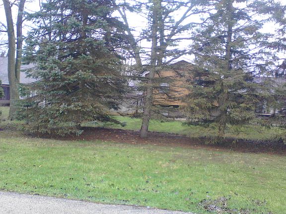 2nd image of 1515 Macarthur Dr