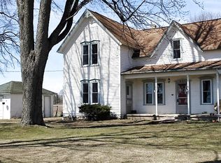 601 E Baker Rd, Hope, MI 48628