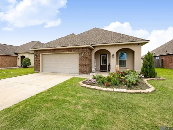 6378 Yatton Dr, Addis, LA 70710