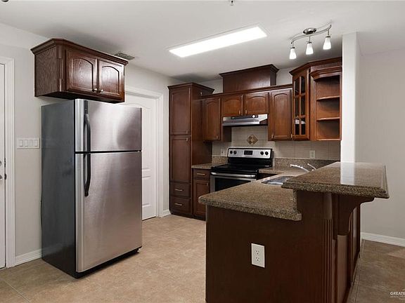 2nd image of 115 S 48th Ln APT 3