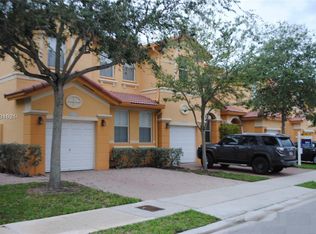 8128 NW 108th Ct, Doral, FL 33178