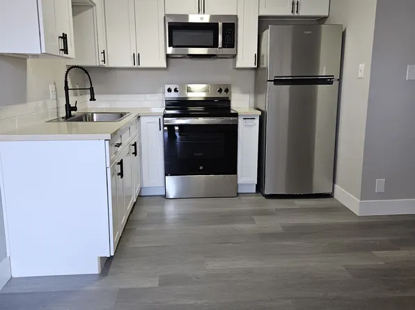 Cabana Apartments- $299 Move In Special Available Now, 725 Lilly Ln #17C, Las Vegas, NV 89101