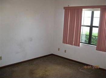 1st image of 840 Center Ave APT 81