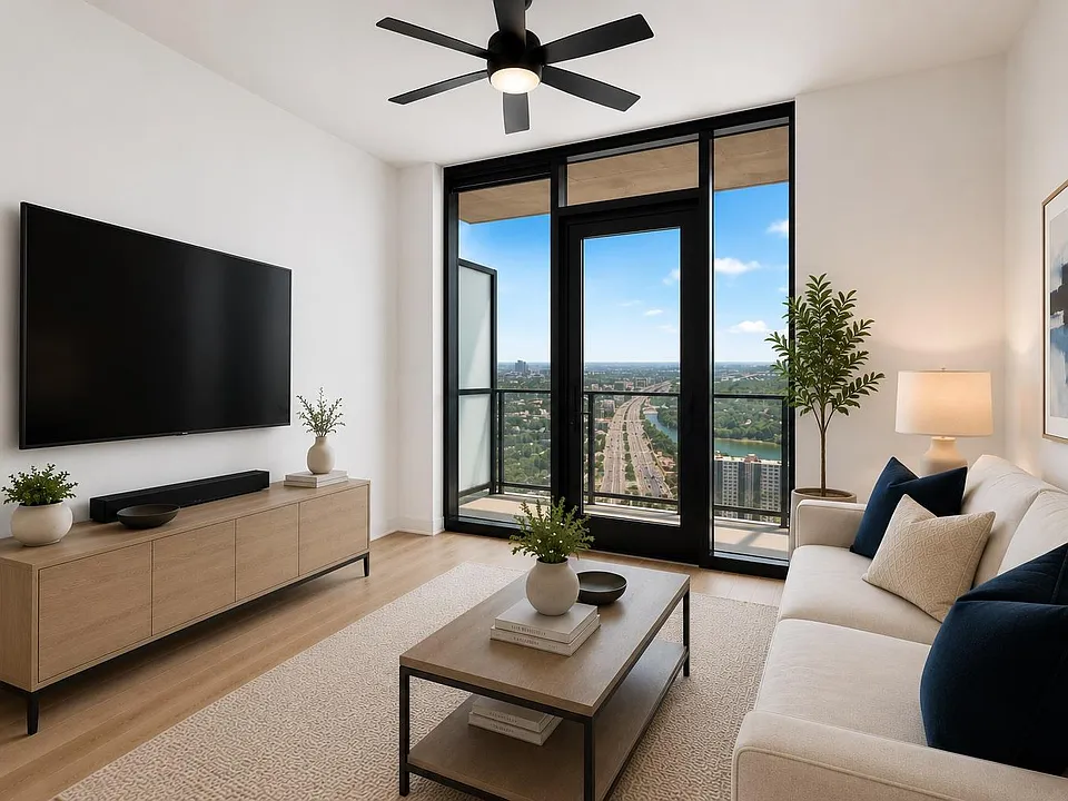 84 East Ave #3808