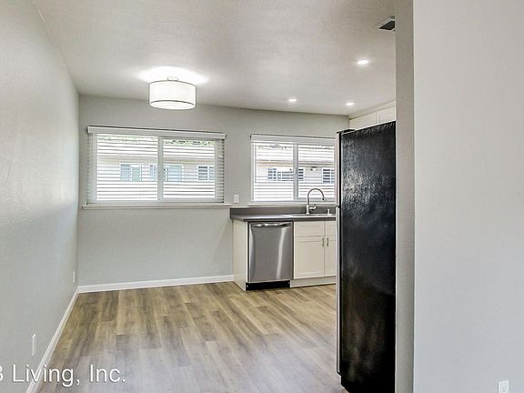 4th image of 300 Franciscan Ct Unit 16