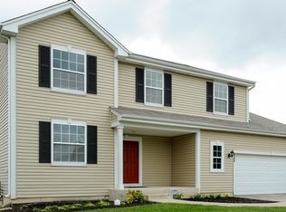 832 Singing Hills Dr, Volo, IL 60073
