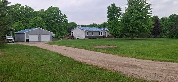 602 Saunders Rd SE — Photo 7