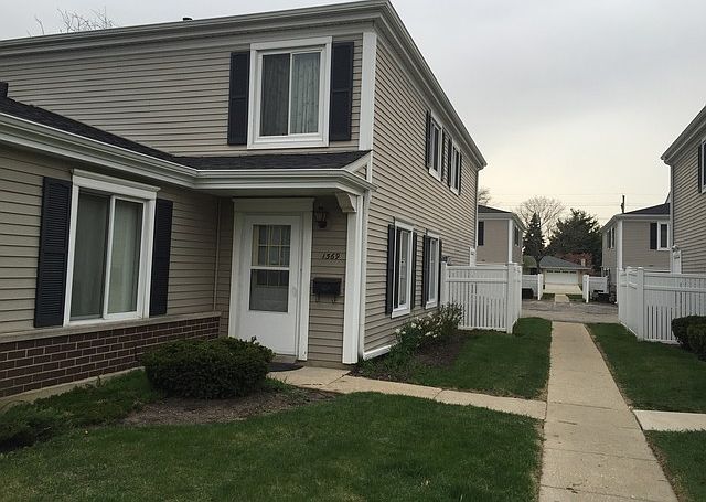 1st image of 1569 Quaker Ln Unit 108-C