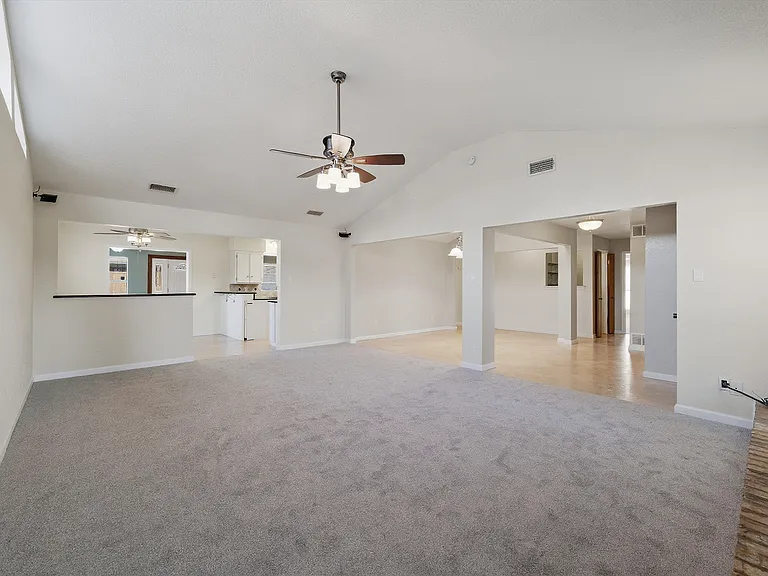 322 N Greenstone Ln — Photo 16