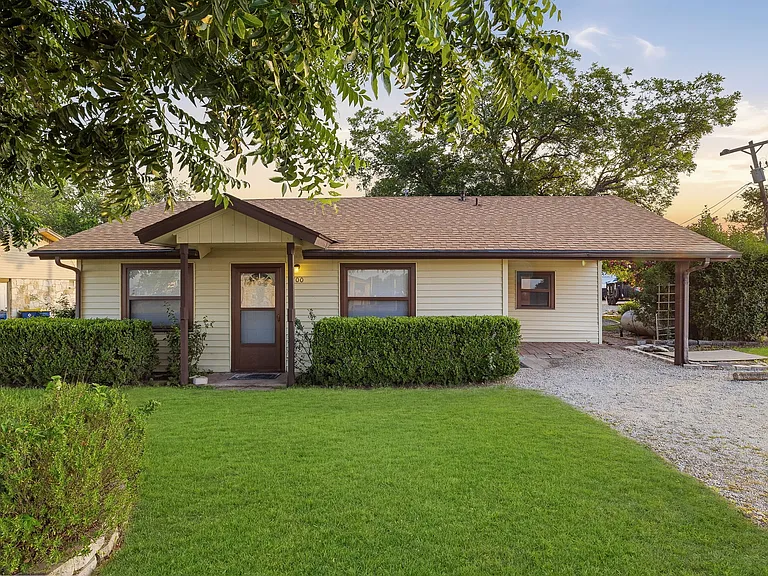 100 Haeckerville Rd — Photo 1