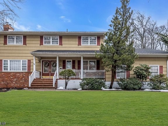 2nd image of 155 Meadow Rd