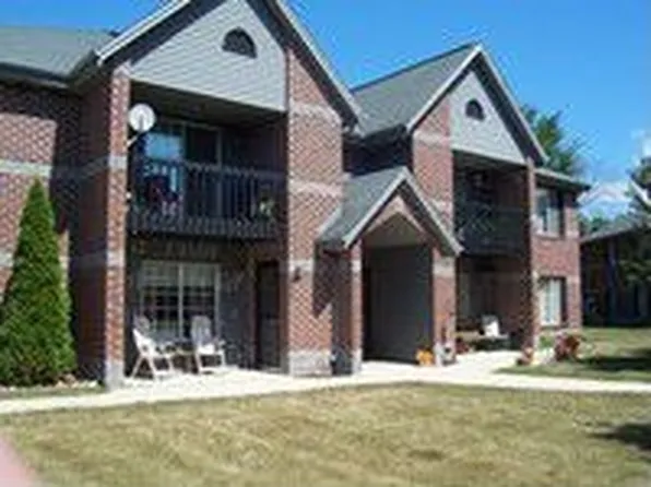 S75W16710 Jacob Ct, Muskego, WI 53150