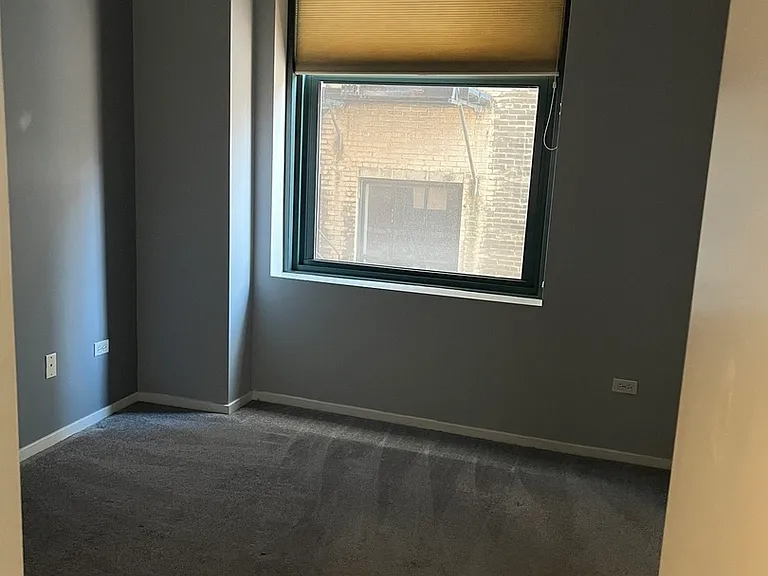 208 W Washington St #1404 — Photo 7