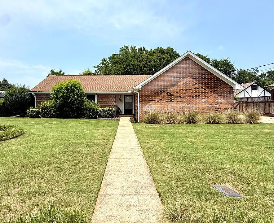 1st image of 275 Simpson Dr