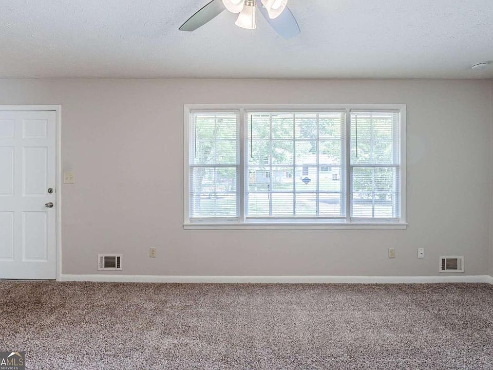 8431 Magnolia Dr, Jonesboro, GA 30238 | MLS #10512303 | Zillow