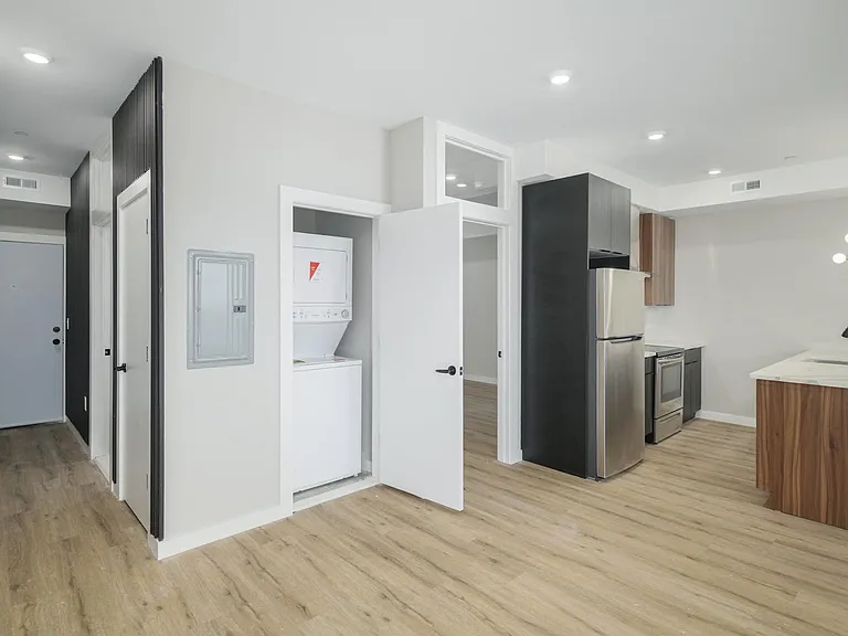 1726 N 22nd St #6 — Photo 5