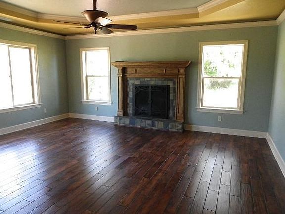 2nd image of 3553 Starview Dr