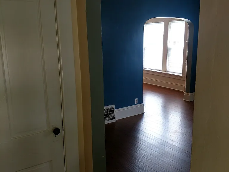 1522 Campbell St #2 — Photo 4