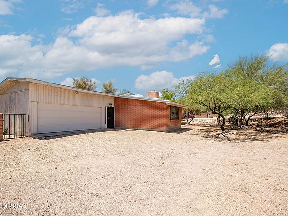 4th image of 2021 W Saddle Hills Dr