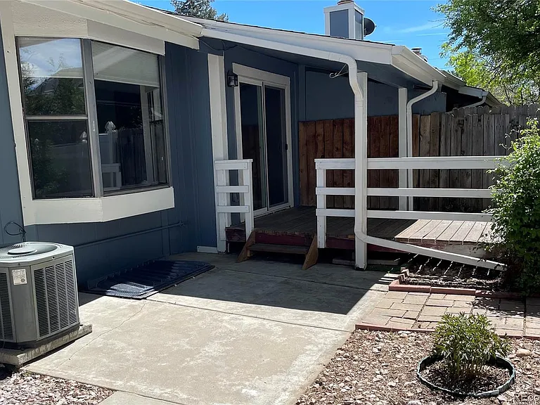 11962 E Maple Ave — Photo 27